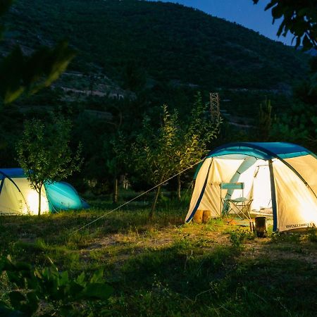 Camp'In Goris Hotel Exterior photo